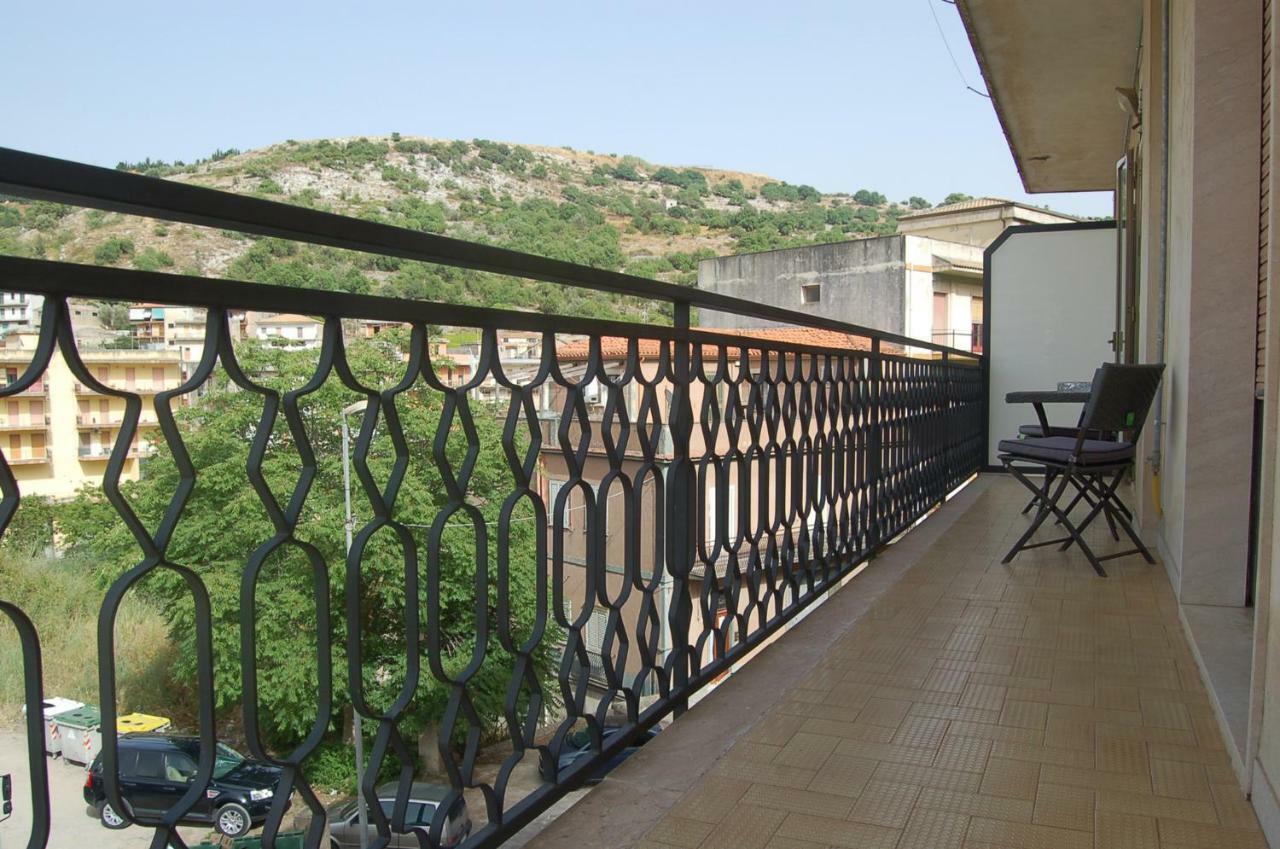 Casa Fontana Villa Modica Exteriör bild